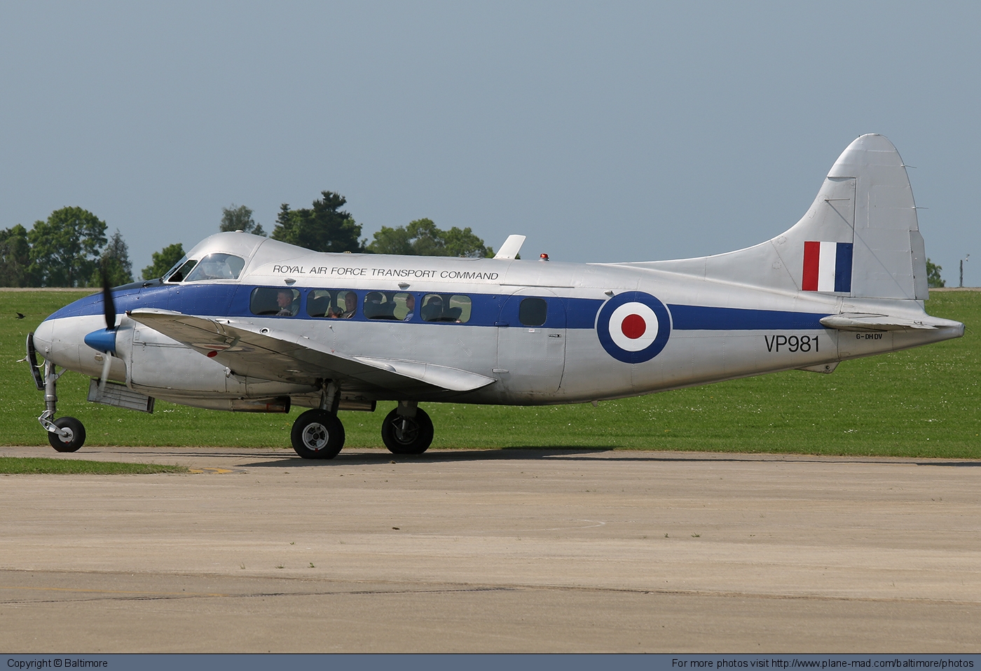 DeHavilland Dove. British 1950's Civilian / Military VIP Transport ...